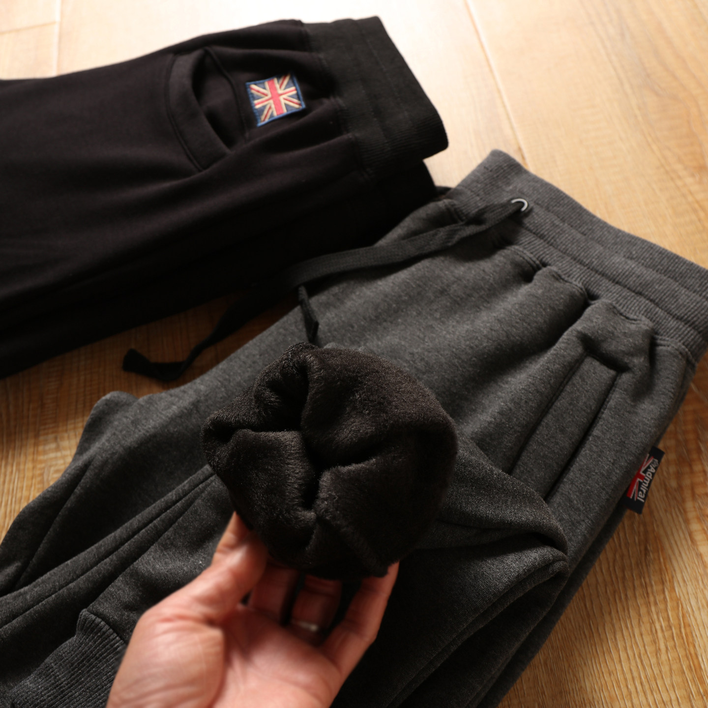 美单外贸尾货男士秋冬加绒加厚修身束脚运动休闲裤纯色保暖卫裤,男装,休闲裤,淘宝优惠券,粉丝福利购,淘宝优惠卷