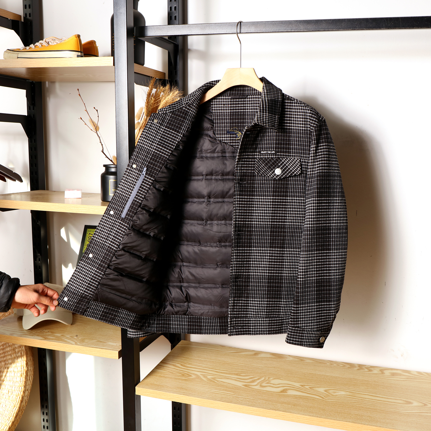男士秋冬时尚休闲千鸟格翻领羽绒