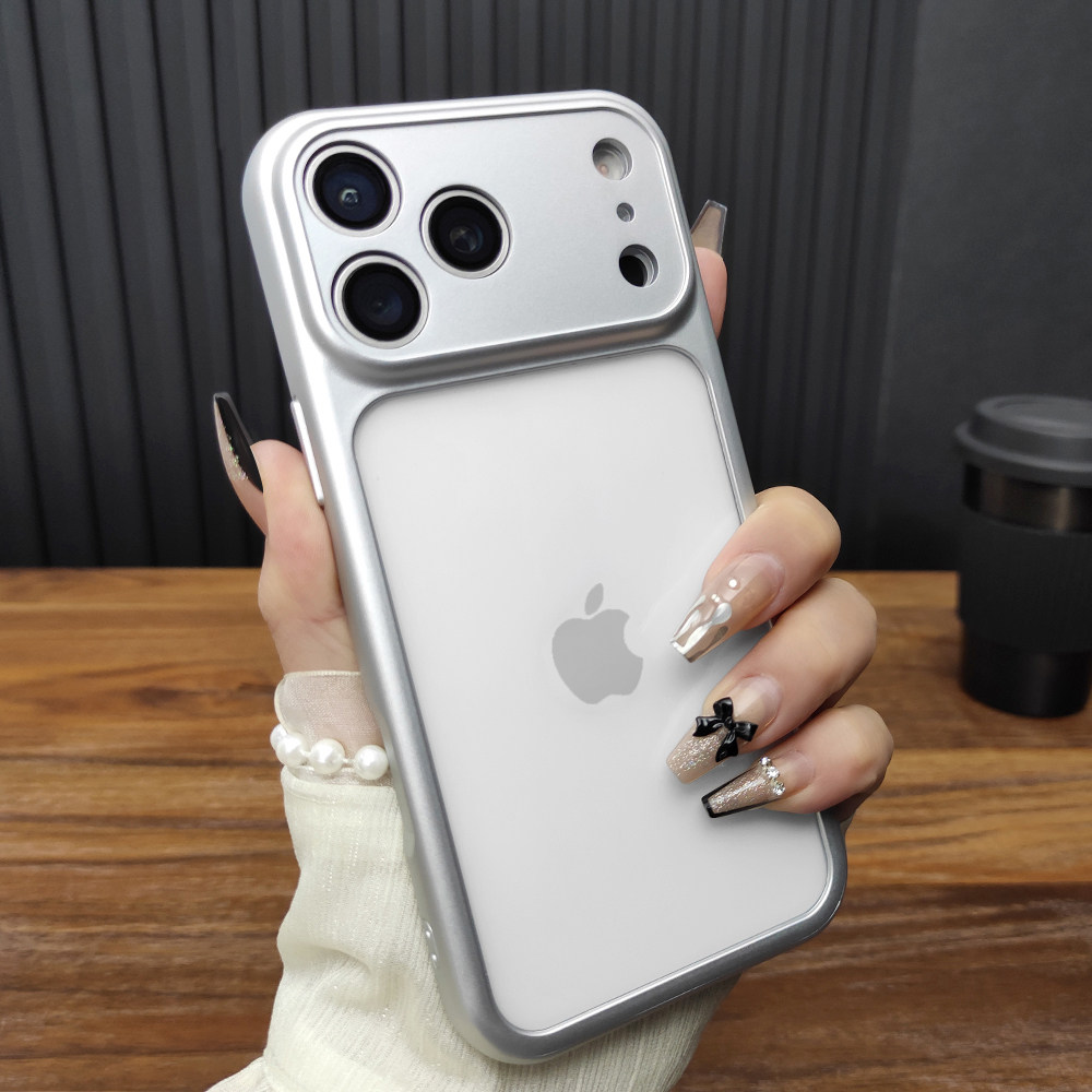适用苹果17ProMax手机壳iPhone16肤感硅胶15plus磁吸充电14全包透明13防摔12保护套AIR银色时尚大视窗E03