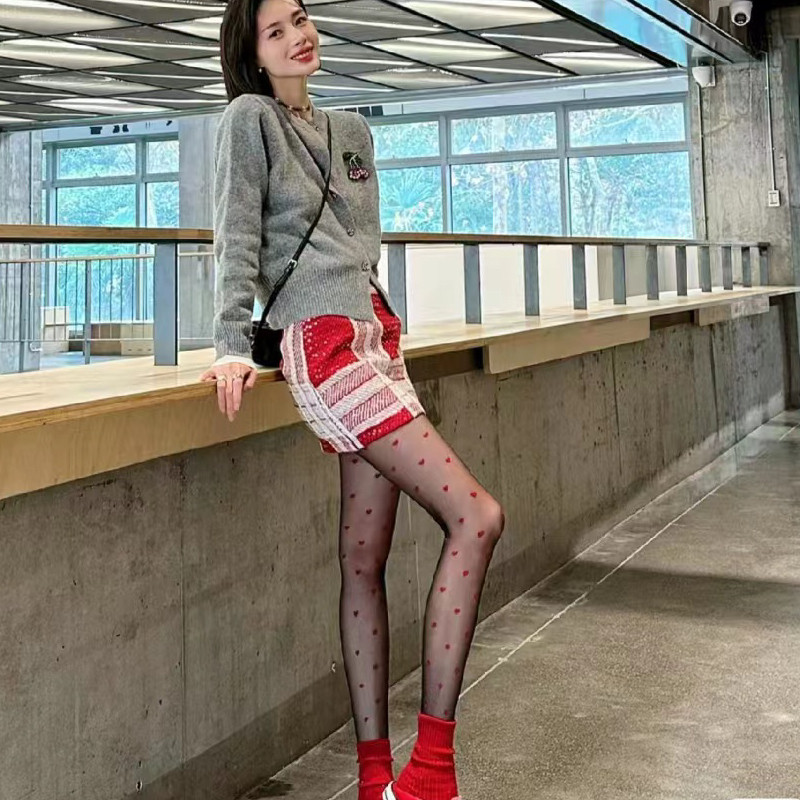 网红同款红色小爱心性感连裤丝袜辣妹黑丝超薄防勾丝美腿打底袜女
