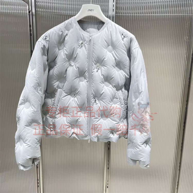 江南布衣羽绒服5P0C13760