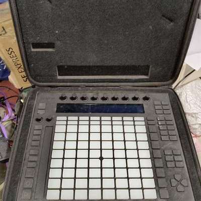 询价购-Ableton Push 1代 功能完好正常使用，成