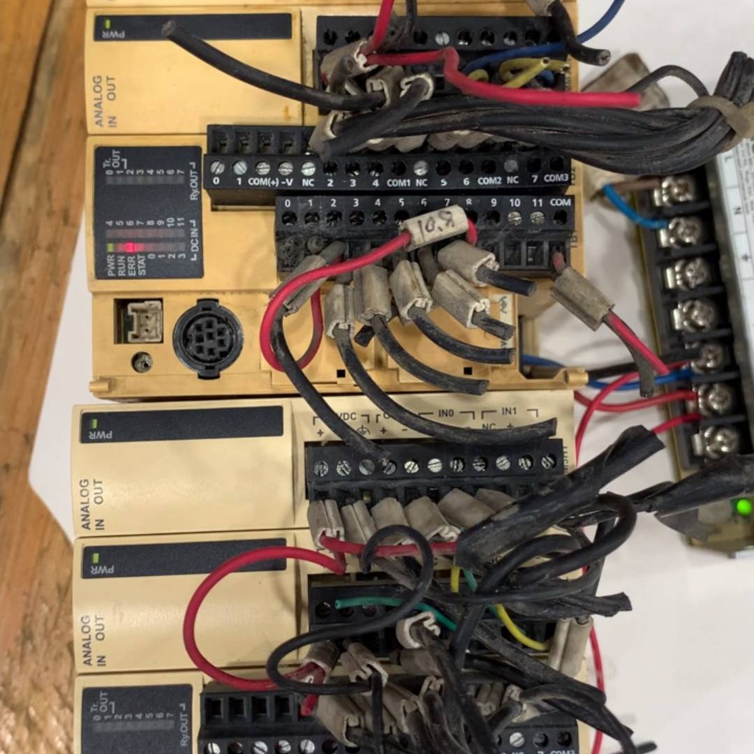 询价购-TWDLMDA20DRT（1个）加TM2AMM3HT(