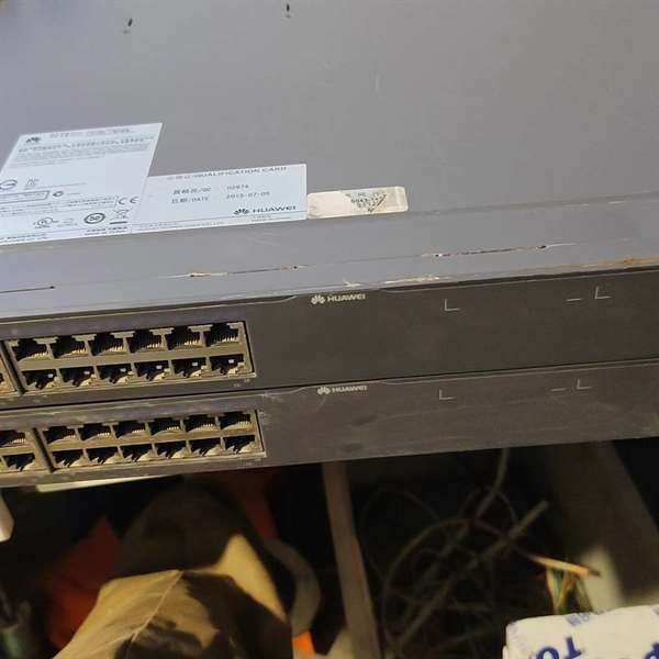 询价购-二手华为 S5328C-EI 24口千兆电口 4SFP三