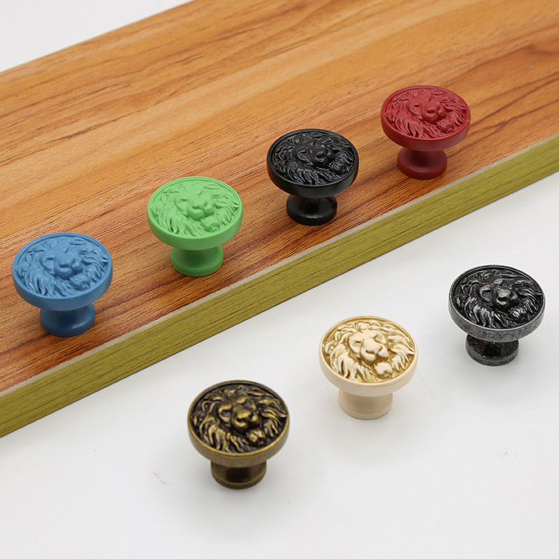 彩色狮子头锌合金柜门拉手现代仿古卡通实心抽屉把手圆形单孔扣手