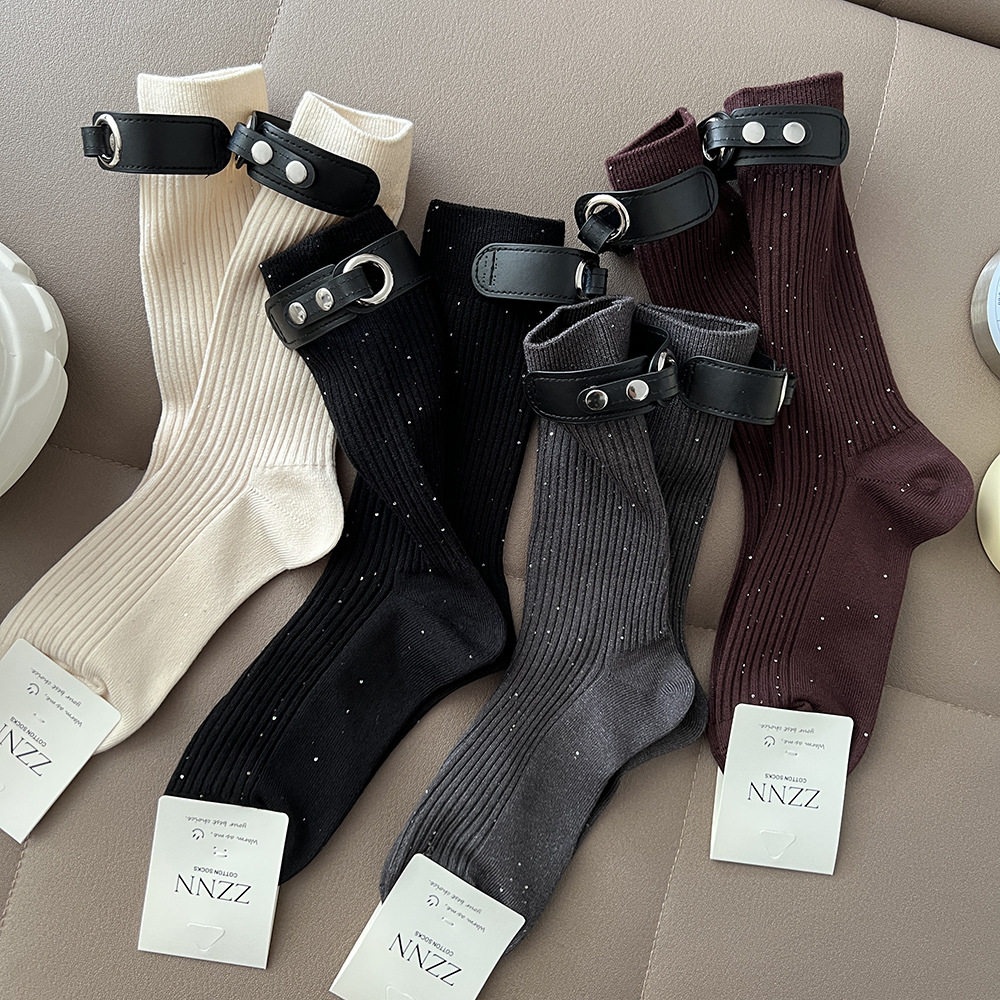 秋冬加厚皮扣小亮片饰品袜欧货轻奢装饰仿羊毛袜女袜子双针潮袜