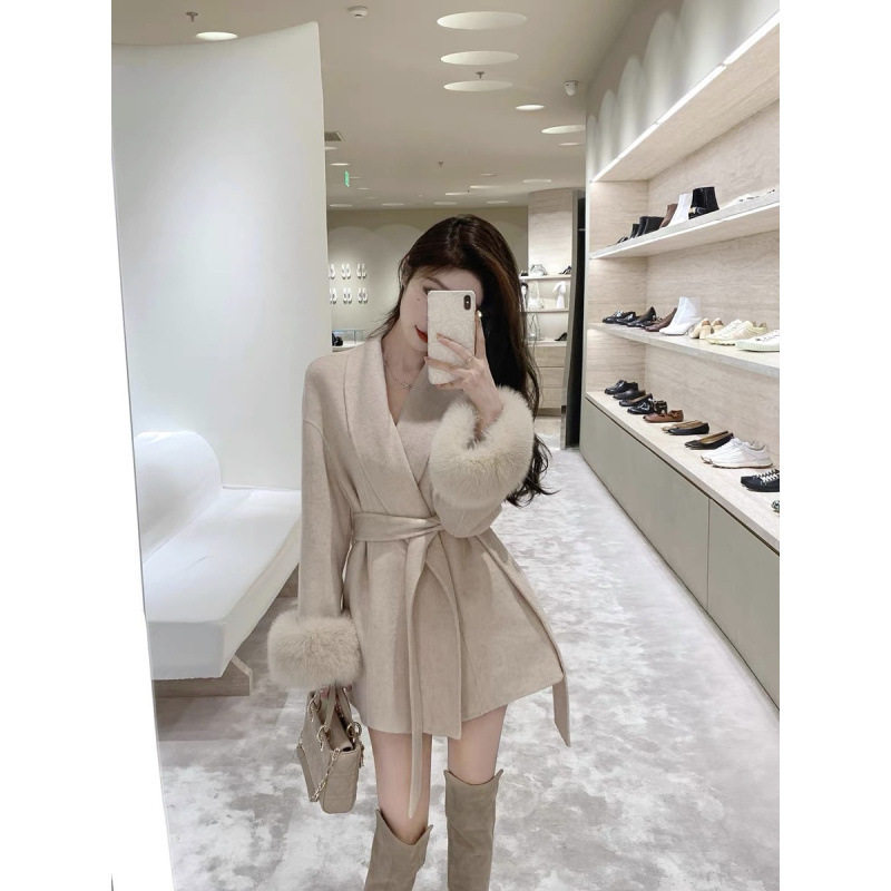 呢子大衣女秋冬新款感超好看法式气质名媛香风杏色毛呢外套女