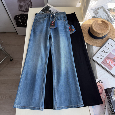 女春季不贴腿喇叭牛仔裤