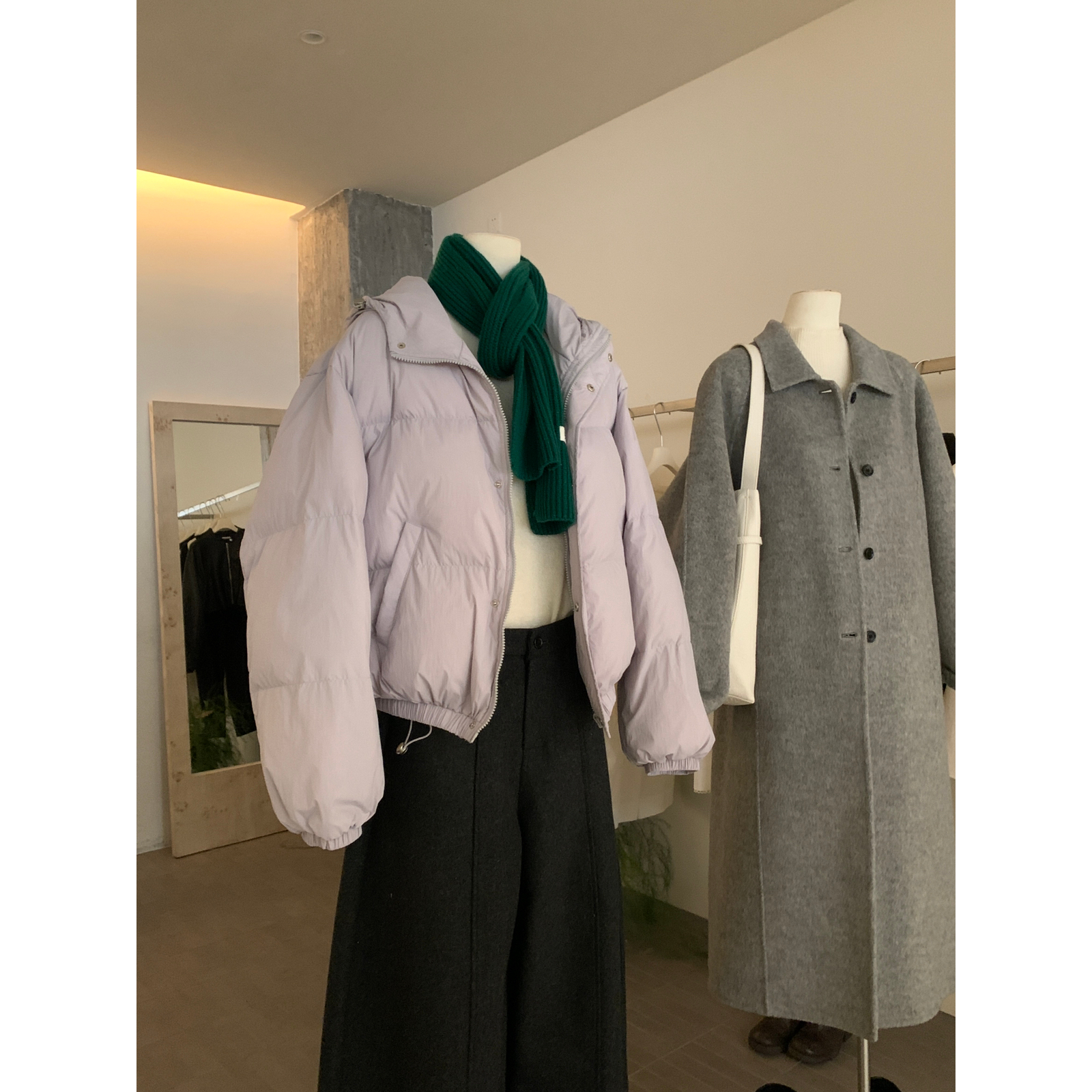 IMISS-档口爆款主推奶呼呼保暖百搭蓬松连帽保暖羽绒服外套H31121