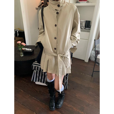 RS.WHMT-智感本命风衣精致立领绑带下摆百褶裙风衣(配腰带)Q1231