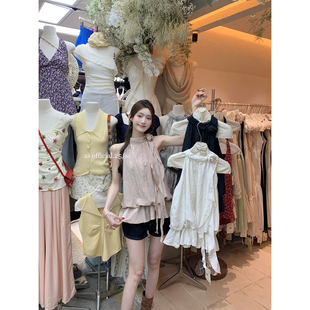 上衣23030 现货 OFFICIAL法式 甜美花花飘带收腰叠穿挂脖小衫