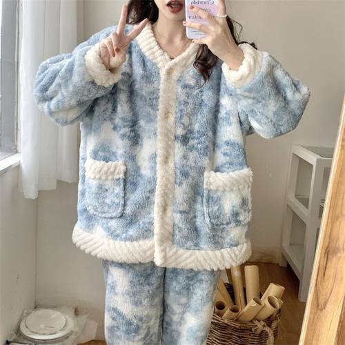 睡衣女秋冬新款法兰绒家居服珊瑚绒加厚加绒甜美公主风保暖衣套装