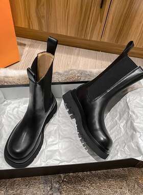 2025新款mona马丁靴女秋冬加绒英伦中筒厚底切尔西短靴大码414243