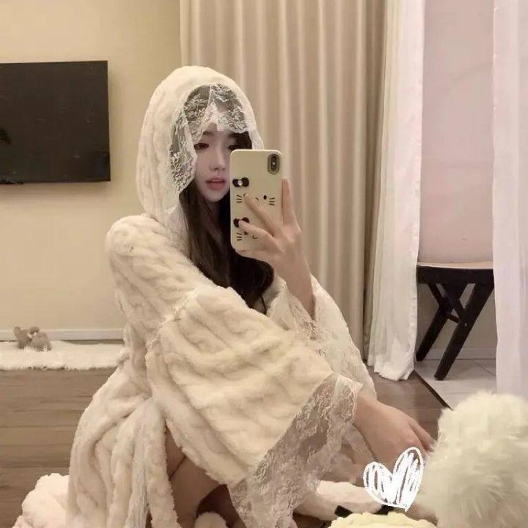 早秋法式蕾丝边秋冬季睡袍女加绒加厚保暖可外穿复古睡衣新款