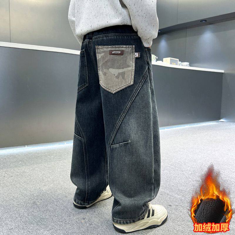 男童秋冬加绒宽松拼接牛仔裤大童2025冬装新款一体绒加厚直筒裤子