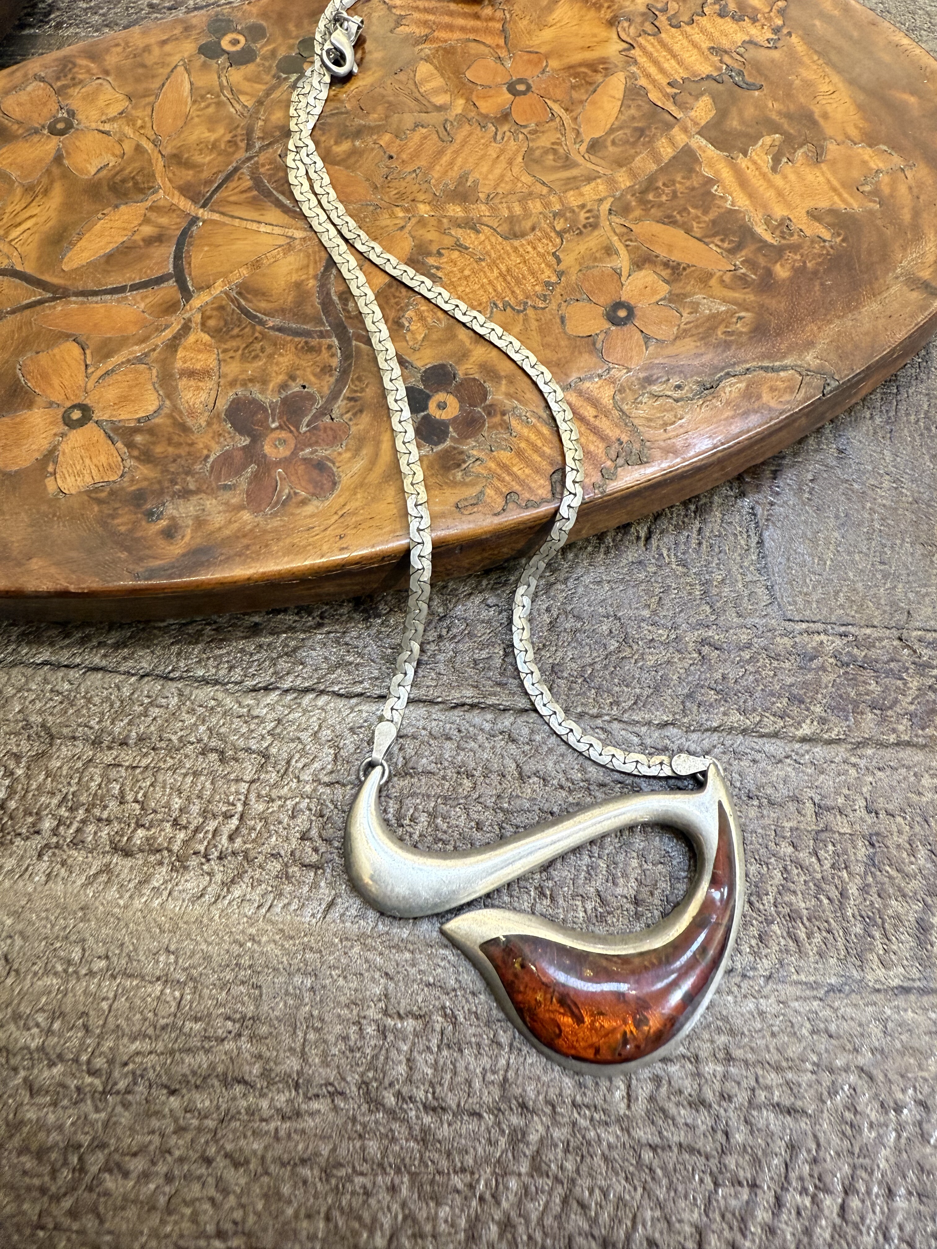 中古默认微瑕不退不换  艺术琥珀银项链 意大利