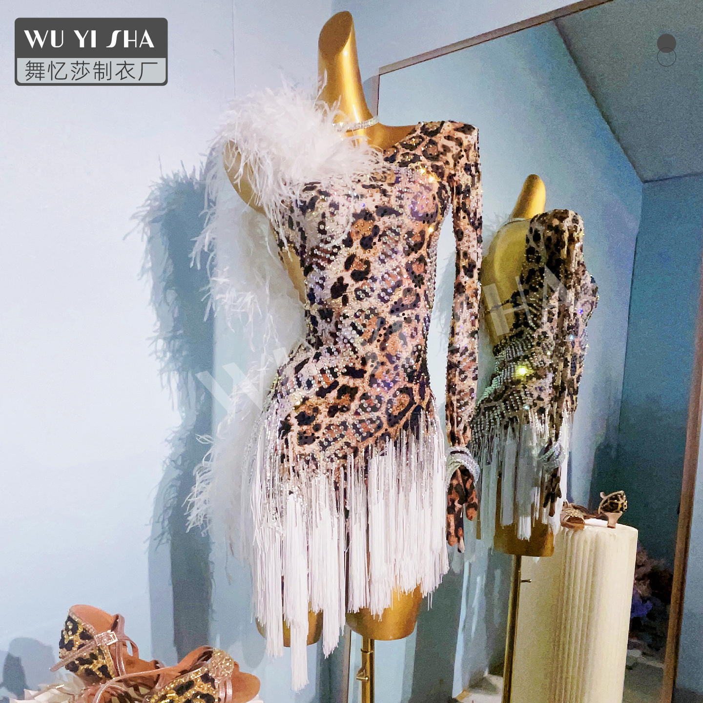 舞忆莎高档新款儿童拉丁舞服演出服鸵鸟毛拉丁舞表演比赛服2594