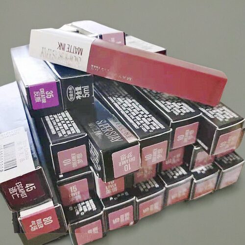 美宝莲哑光液体唇膏不沾杯接吻棒