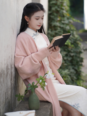 慵懒风长款V领针织开衫外套