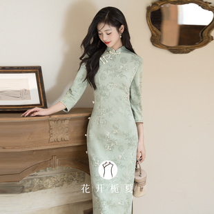 绿色旗袍2025秋季新款新中式绝美超好看长袖连衣裙日常可穿9/22