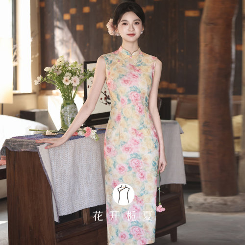 新中式绝美气质无袖碎花旗袍