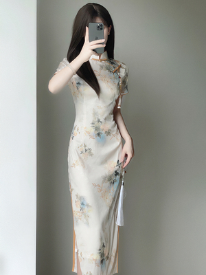 新中式国风优雅气质提花旗袍少女