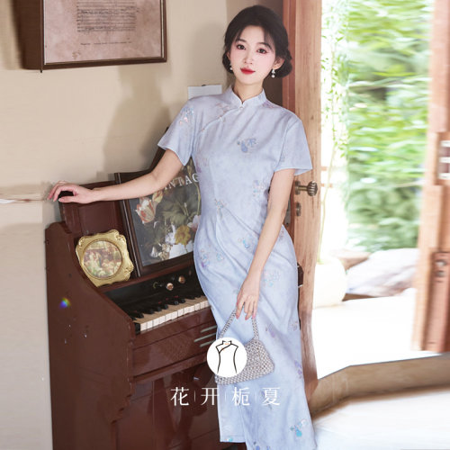 新中式绝美气质国风刺绣蓝色旗袍