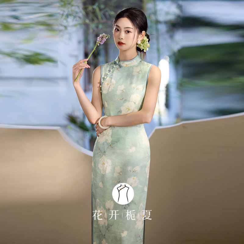 新中式改良绿色无袖旗袍图片
