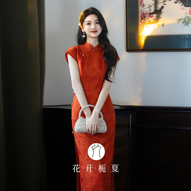 橘红色旗袍2026新款新中式绝美气质年轻款少女连衣裙订婚礼服3/8