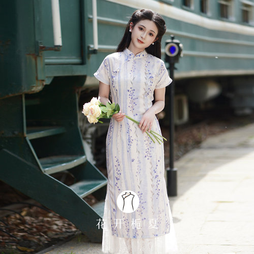 新中式国风温婉气质少女旗袍