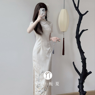 白色提花旗袍新中式改良年轻款
