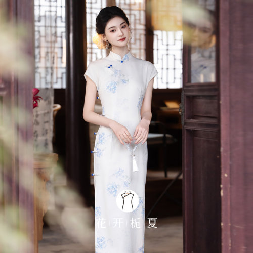 新中式国风绝美气质青花瓷旗袍