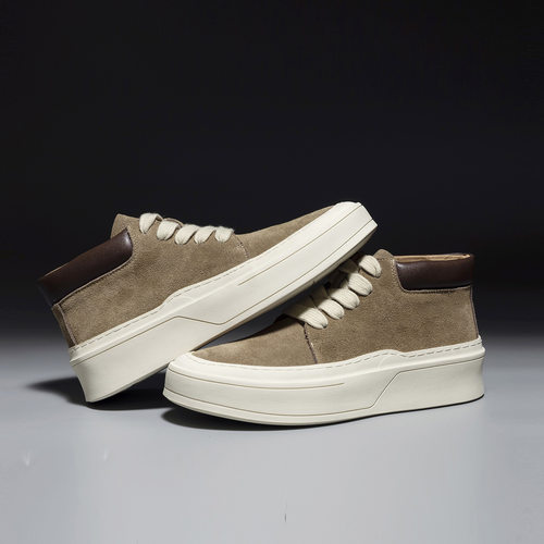 秋冬新款真皮工装靴男2025磨砂皮厚底防滑马丁靴圆头系带高帮板鞋