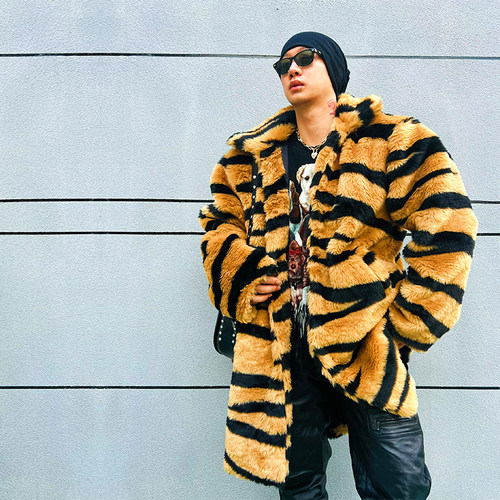 BUDDYBODY嘻哈虎纹大衣