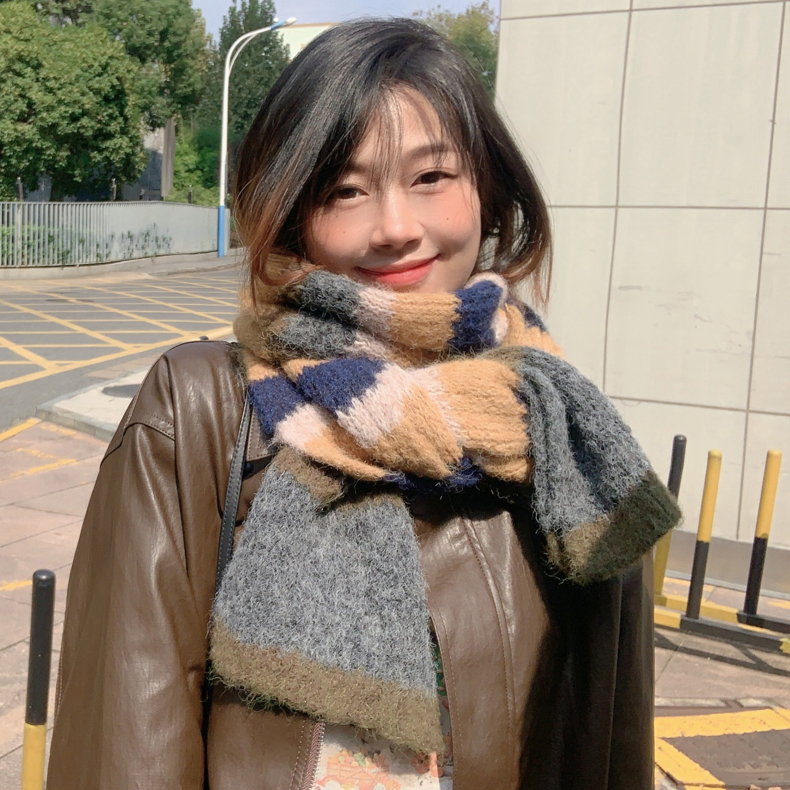 自留 蓬松毛茸茸韩系氛围感拼色保暖百搭毛线针织围巾女冬季