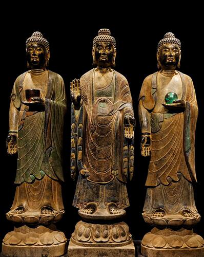 青石彩绘，三世佛 ​长宽高 ​28--21--101cm