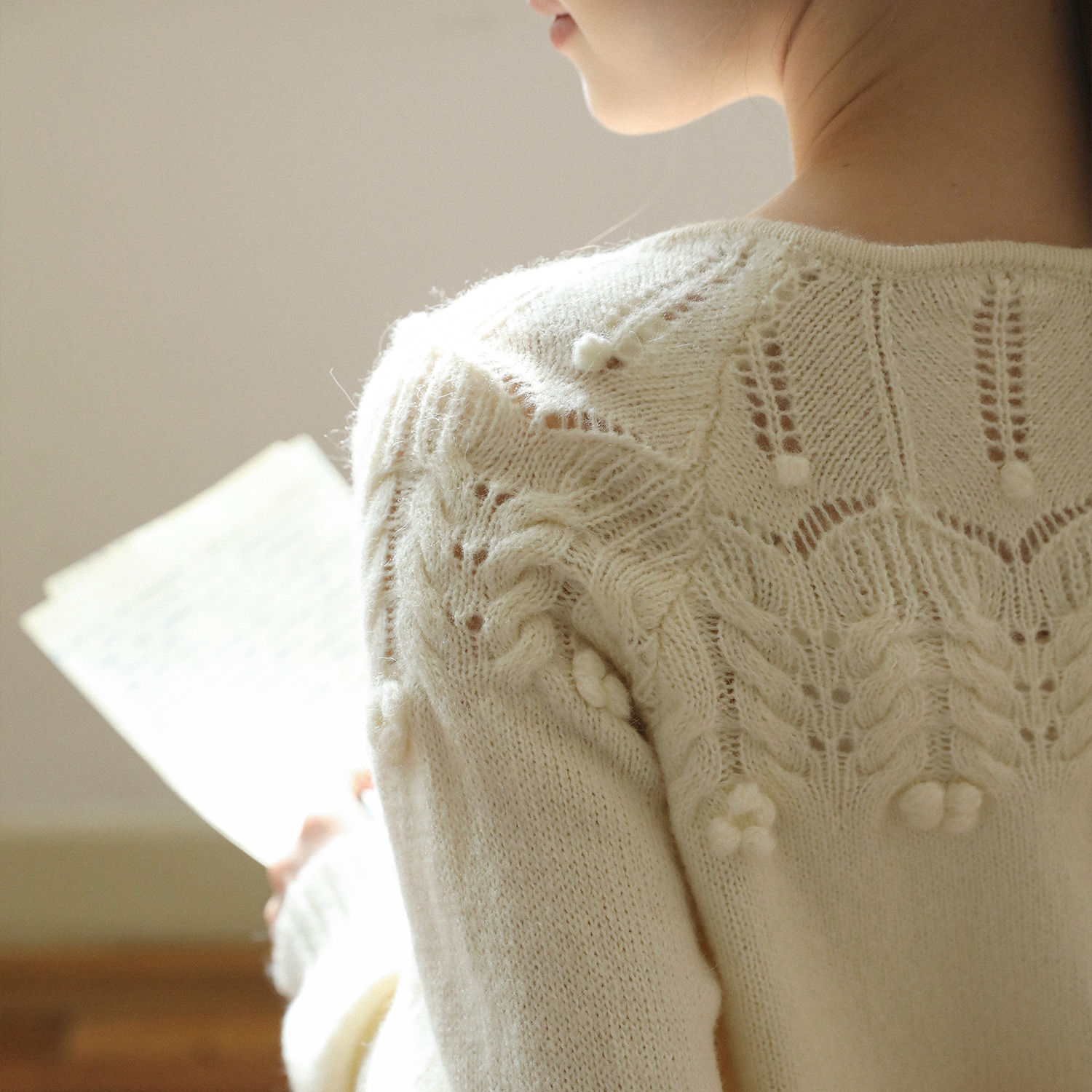 法式镂空绞花开衫手工针织衫