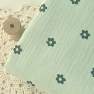 童装 浅艾绿黑花瓣泡泡双层棉纱 子睡衣服装 裤 a类被子面料 春秋衬衫