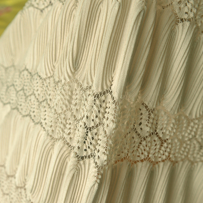 聚脂纤维罩衫服饰服装米灰曲奇皱