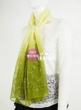 柔软舒适女青年秋冬渐变丝巾亮丽仿真丝纱巾装饰时尚围巾
