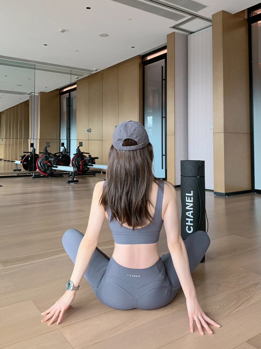 BYU RUN 충격 방지 스포츠 브라 요가 의류 세트 여성 엉덩이 리프팅 복숭아 달리기 트레이닝 요가 바지 투피스 세트