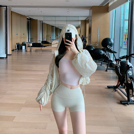 Byu run新款褶皱袖口连帽防晒运动开衫外套女短款宽松瑜伽服上衣