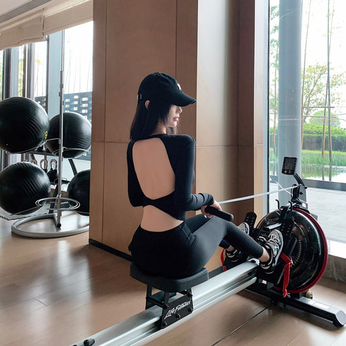 Byu run 新款拧结美背黑色瑜伽上衣女短款显瘦露背运动T恤健身服