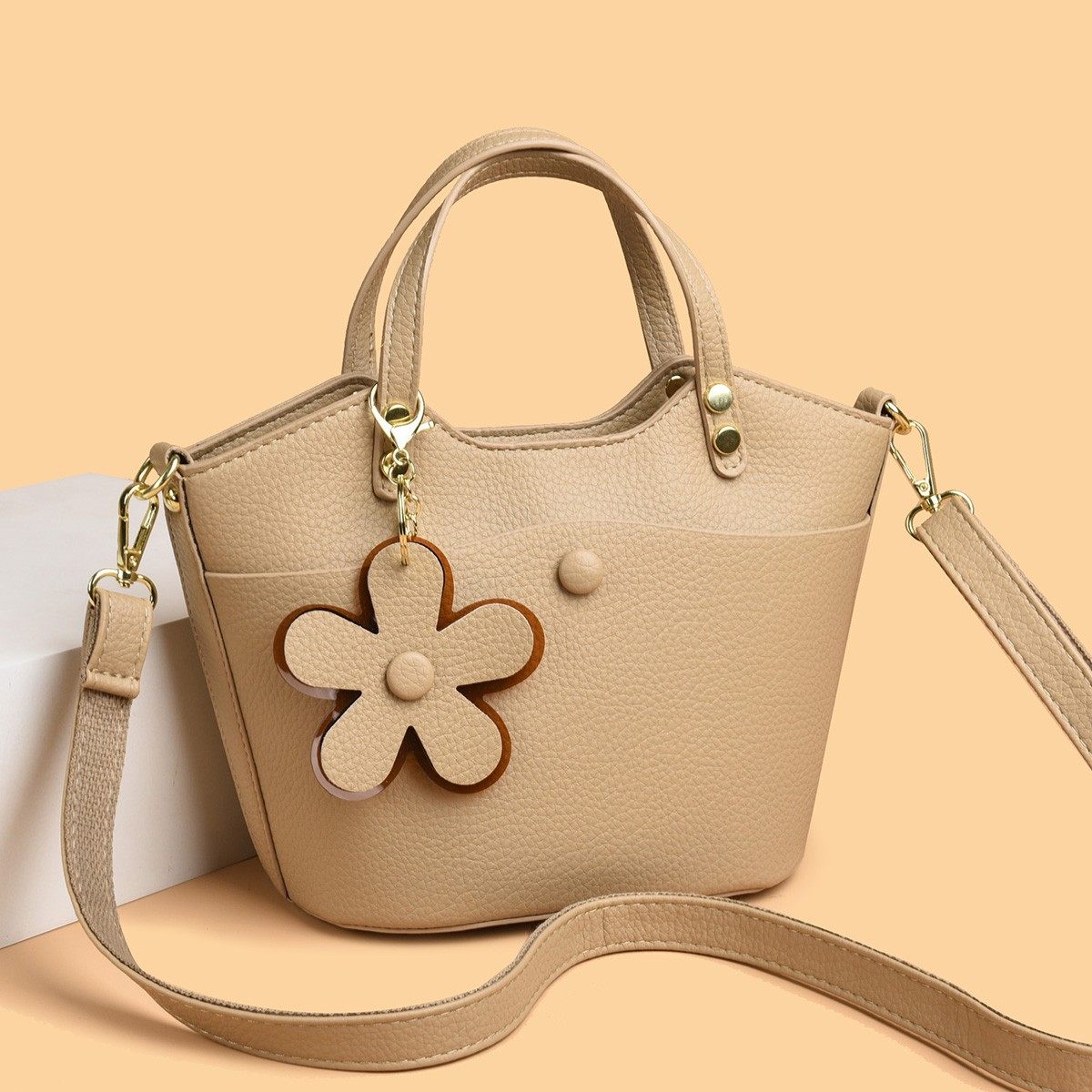 女包2026新款简约质感单肩包潮时尚质感女士斜挎包通勤手提包,箱包皮具/热销女包/男包,通用款女包,淘宝优惠券,粉丝福利购,淘宝优惠卷