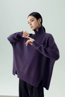 欧洲站2025秋冬新款慵懒翻领开叉大版全毛女软糯半高领羊绒毛衣