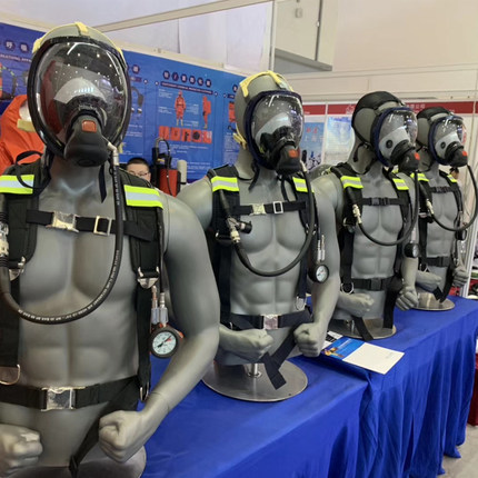 半身模特道具男女台式户外有头假人架子肌肉模特医疗模特玻璃钢