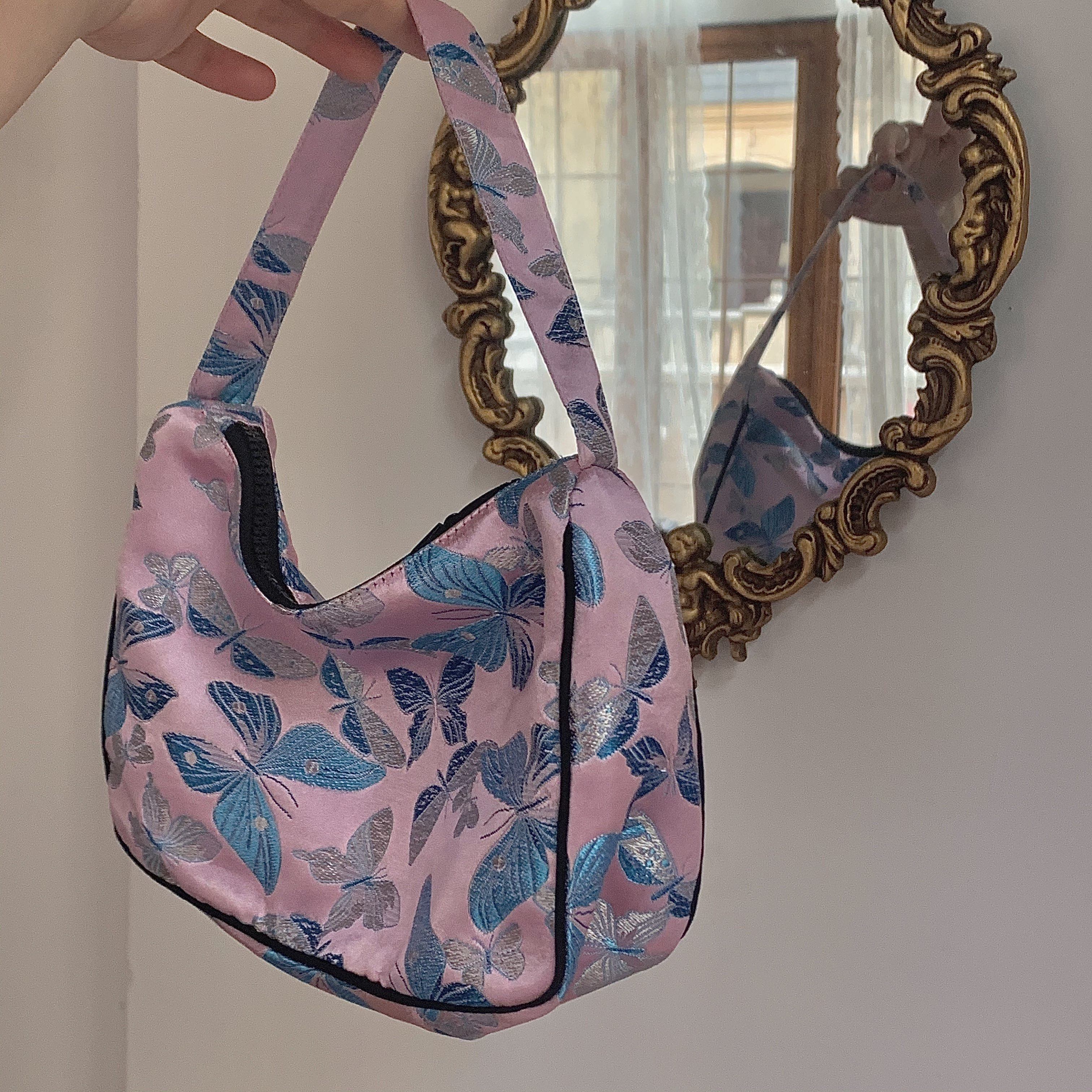 梦色者原创自制缎面蝴蝶腋下hobo手提包女ins风精致复古和风趣味