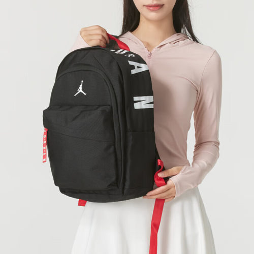 耐克新款运动休闲大容量双肩背包