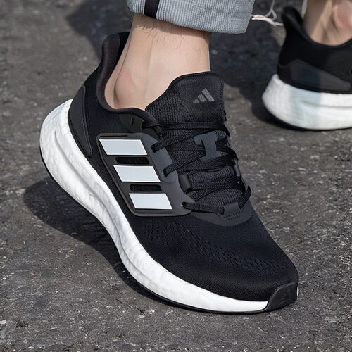 阿迪达斯男Pureboost22跑步鞋