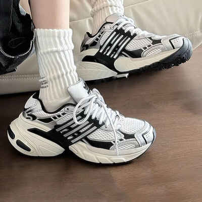 阿迪达斯三叶草男鞋缓震耐磨跑鞋